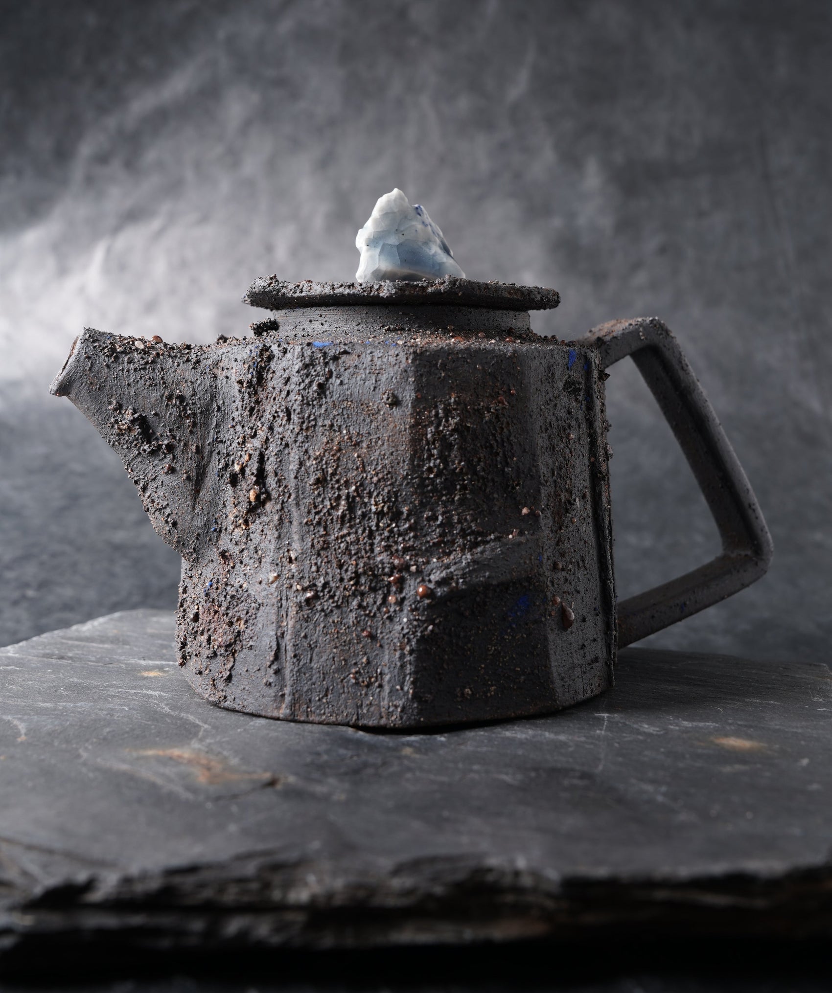 Ice peak tea pot wild