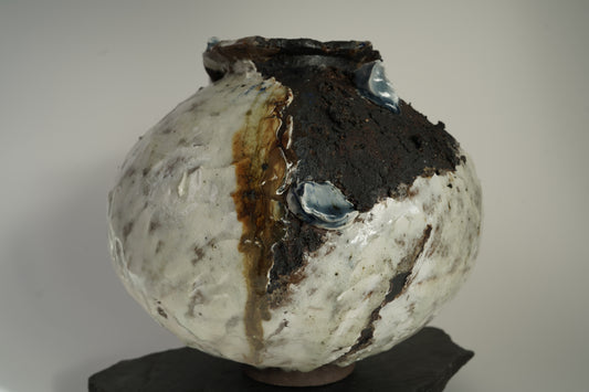 Moonjar vase white
