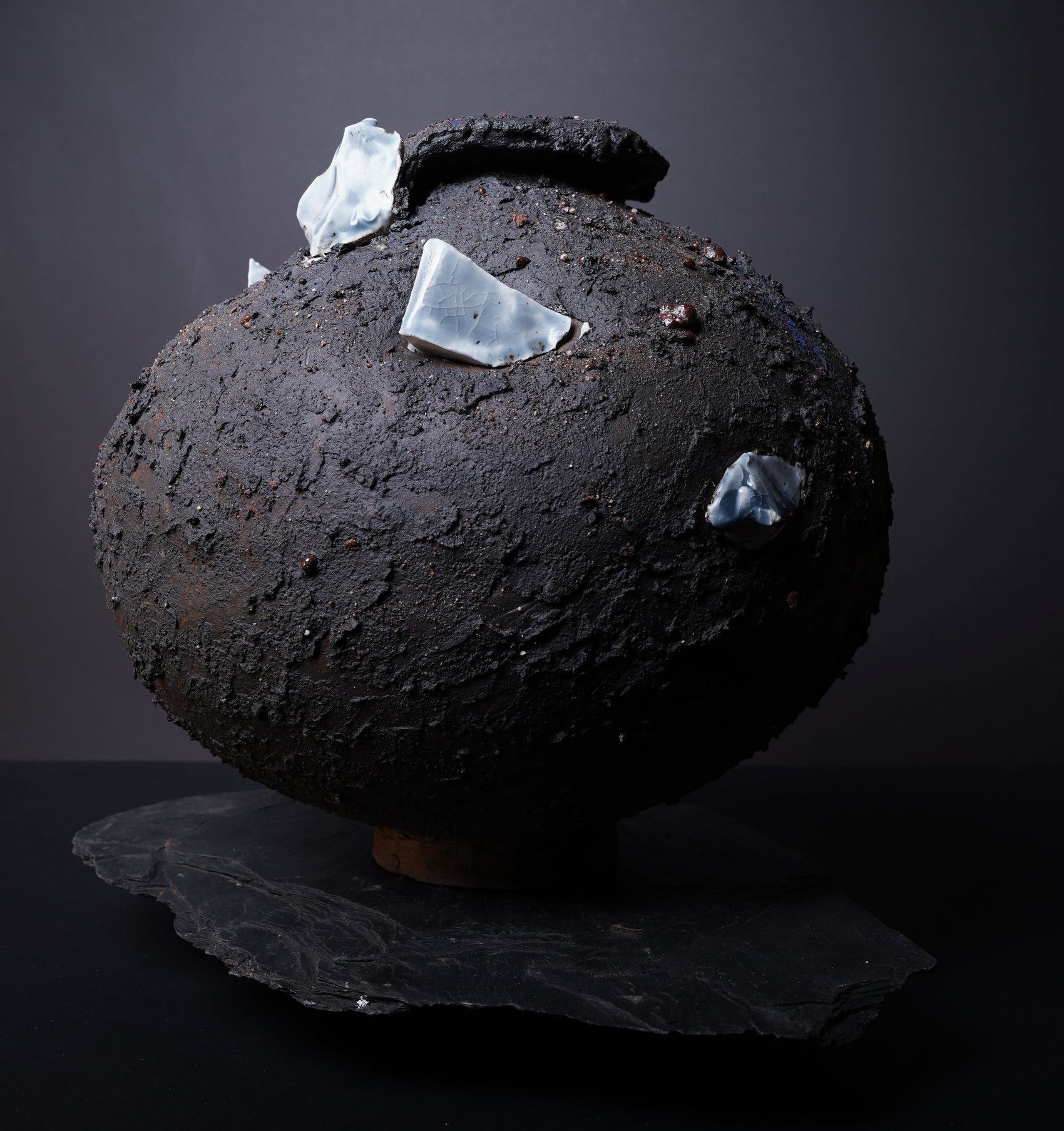 Moonjar glacier bodies vase