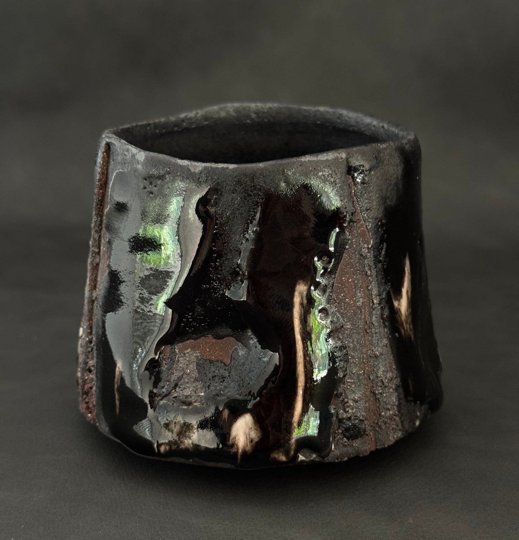 Yunomi tea cup black